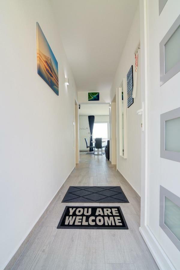 Apartment Segnia Сен Екстериор снимка