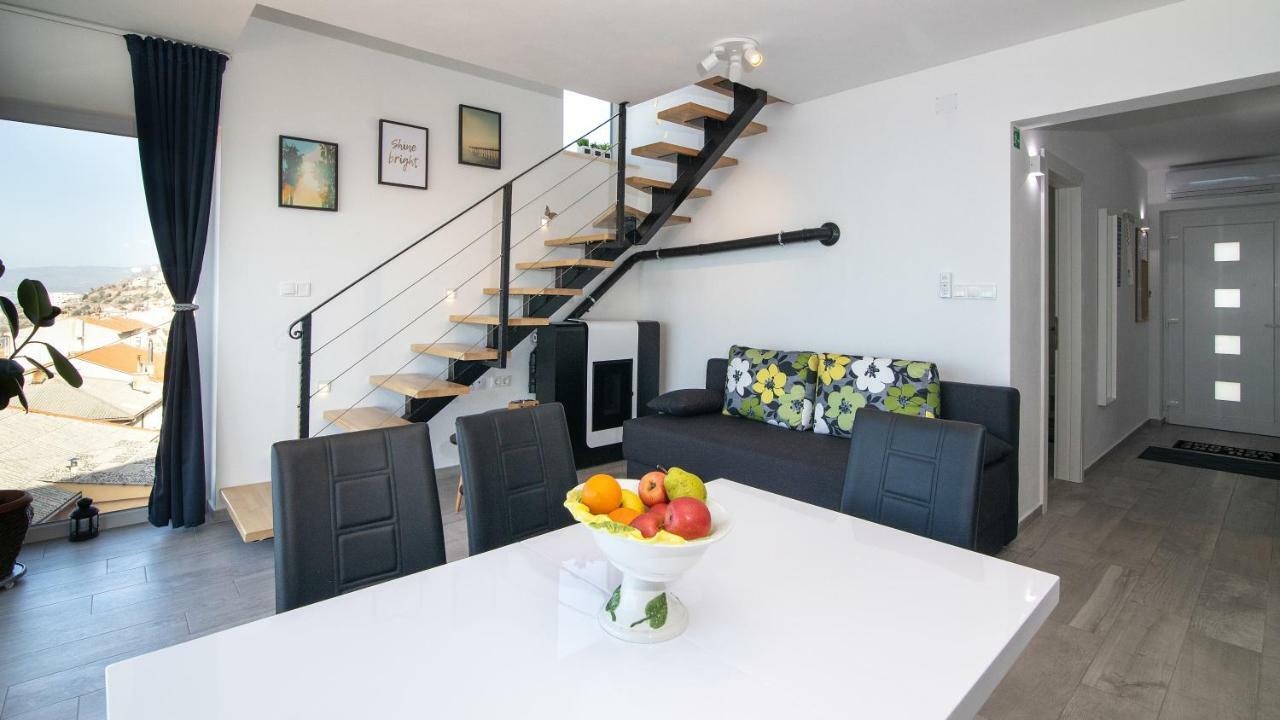 Apartment Segnia Сен Екстериор снимка
